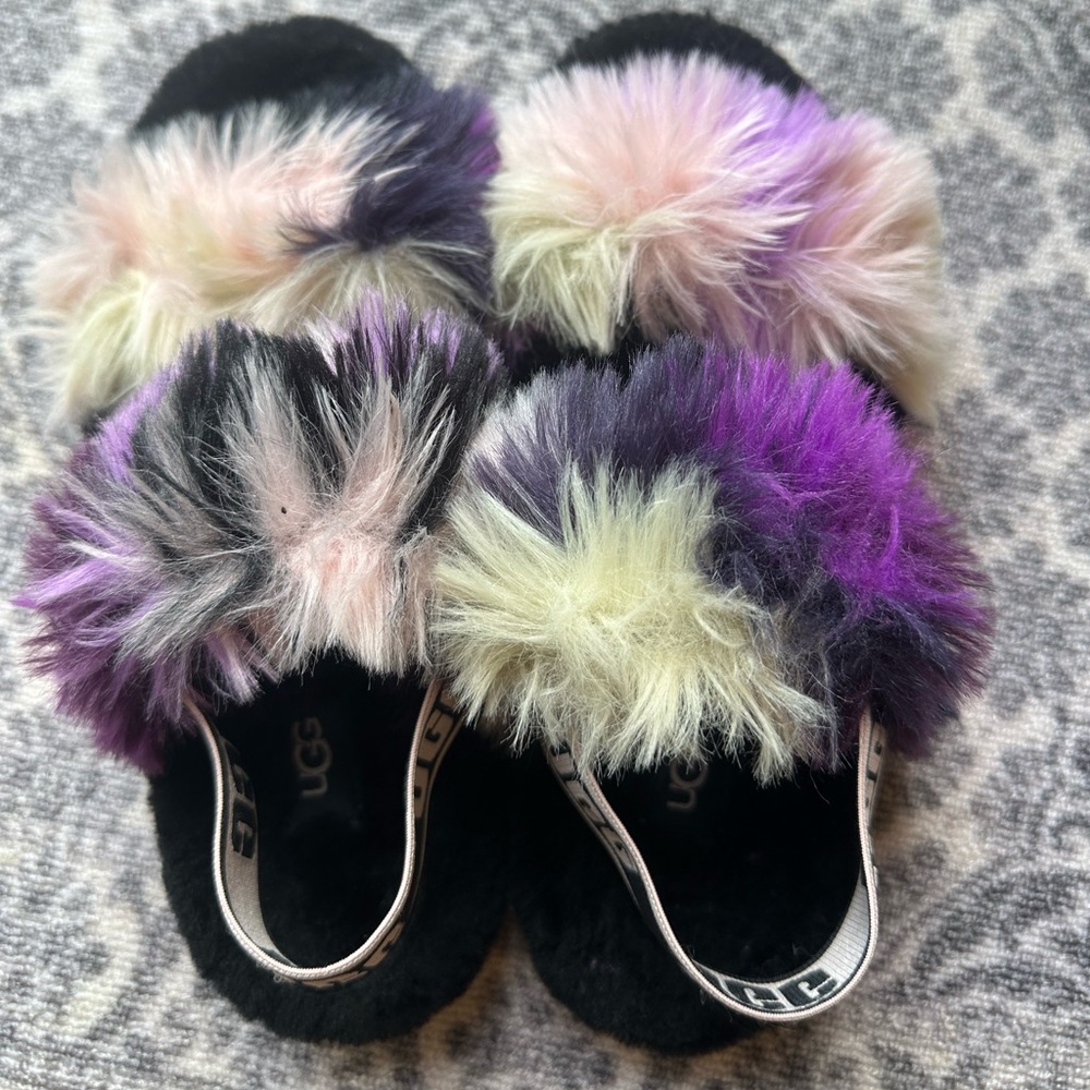 UGG sandal/slipper